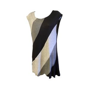 Wrapper Women’s Sleeveless Color Block Round Neck Tunic Top, Size Unknown